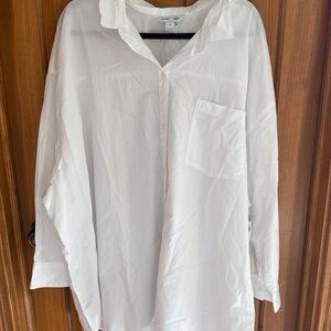 Old Navy Women's White Button Down Shirt